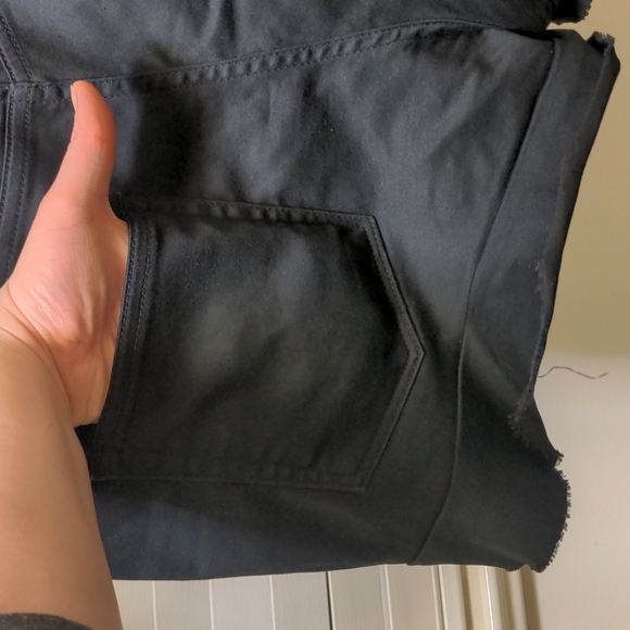 BDG - Urban Outfitters High Waisted Black Short - Size 31 - Picture 6 of 10